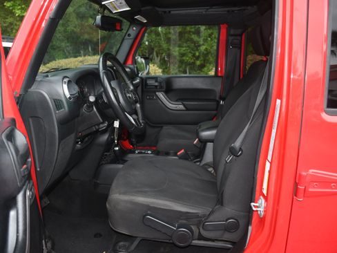 Used 2016 Jeep Wrangler Unlimited Sport w/ Quick Order Package 24S AWD/4WD image 7
