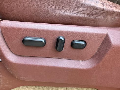 Used 2011 Ford F350 King Ranch w/ King Ranch w/Chrome Pkg image 25