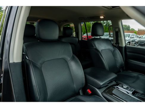 Used 2024 INFINITI QX80 Luxe AWD/4WD image 21