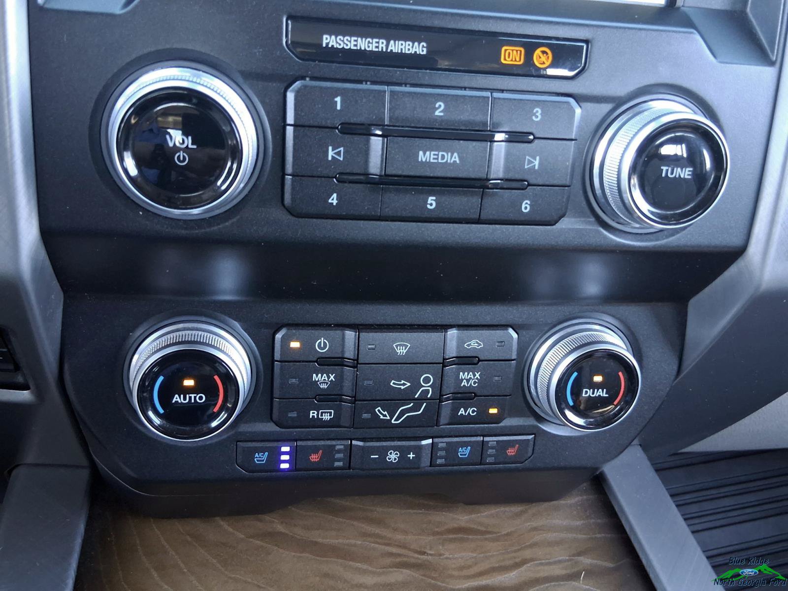 Used 2019 Ford F450 Limited AWD/4WD image 21