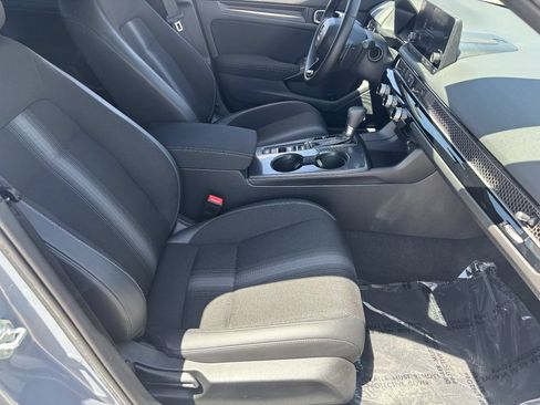 Used 2024 Honda Civic Sport image 10