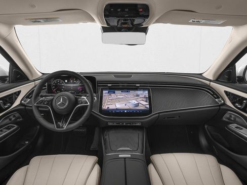 New 2026 Mercedes-Benz E 350 4MATIC Sedan image 5