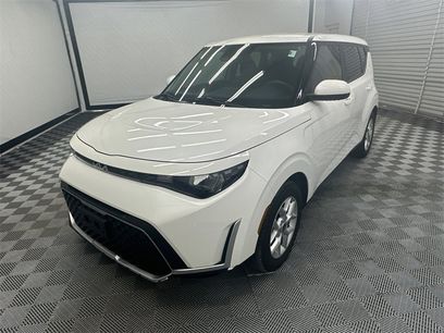 Used 2023 Kia Soul LX w/ Option Group 015