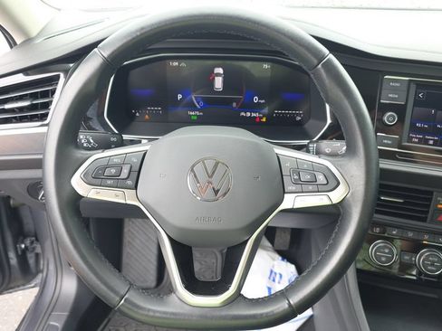 Used 2023 Volkswagen Jetta SE w/ Panoramic Sunroof Package FWD image 14