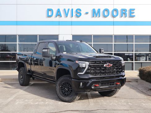 New 2026 Chevrolet Silverado 2500 ZR2 w/ LPO, Dark Essentials Package image 2