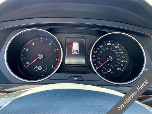Used 2018 Volkswagen Tiguan SE w/ Panoramic Sunroof Package AWD/4WD image 18
