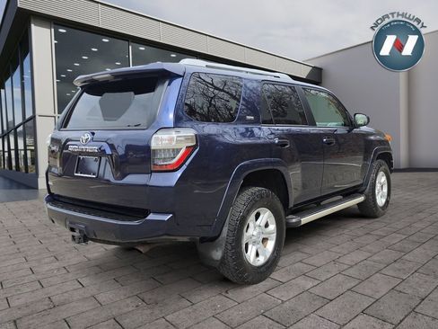 Used 2015 Toyota 4Runner SR5 AWD/4WD image 5