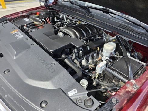 Used 2018 Chevrolet Suburban LT w/ Texas Edition Package image 53