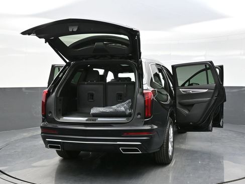 New 2025 Cadillac XT6 Luxury w/ LPO, Floor Liner Package image 38