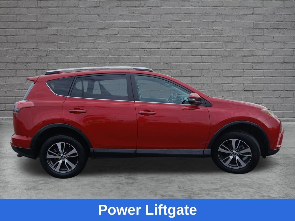 Used 2016 Toyota RAV4 XLE FWD image 7