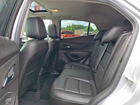 Used 2019 Buick Encore Essence AWD/4WD image 11