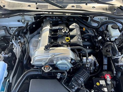 Used 2017 MAZDA MX-5 Miata RF Grand Touring RWD image 26