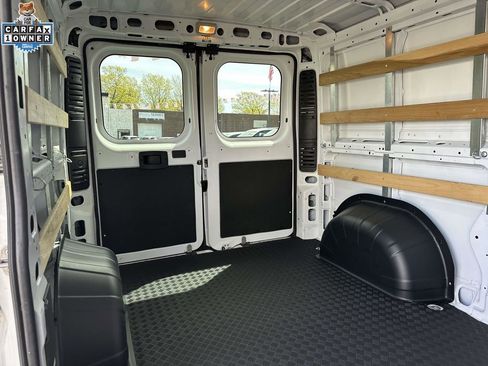 Used 2023 RAM ProMaster 2500 FWD image 10