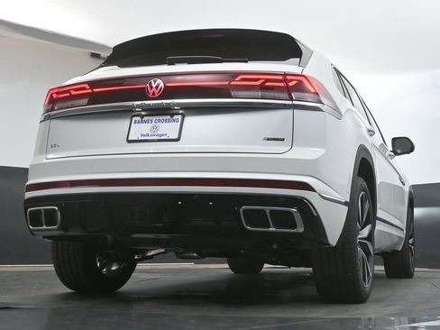 New 2026 Volkswagen Atlas Cross Sport SEL Premium R-Line AWD/4WD image 34