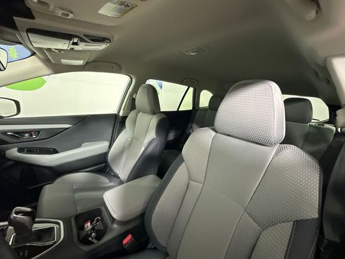 New 2025 Subaru Outback Premium image 18