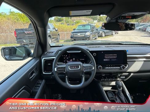 New 2026 GMC Canyon Elevation image 13