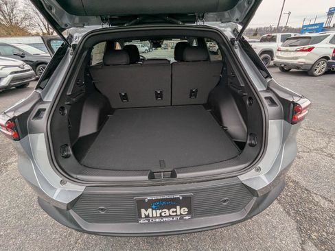 New 2026 Chevrolet Equinox EV LT FWD image 52