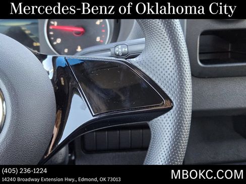 Used 2025 Mercedes-Benz Sprinter 2500 image 30