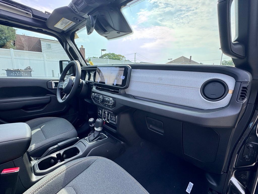 New 2026 Jeep Wrangler Unlimited Sport AWD/4WD image 19