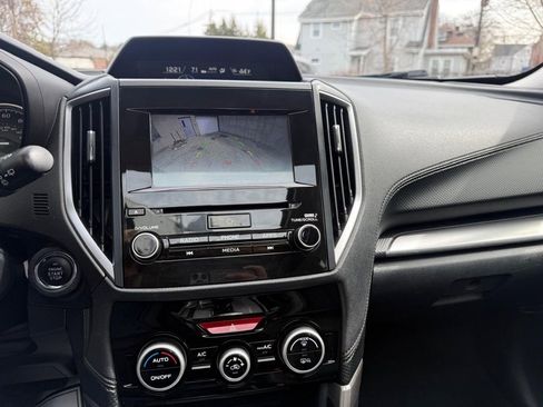Used 2019 Subaru Forester Premium AWD/4WD image 27