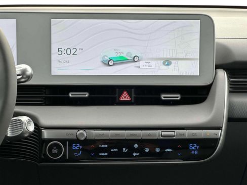 New 2024 Hyundai Ioniq 5 SEL image 19