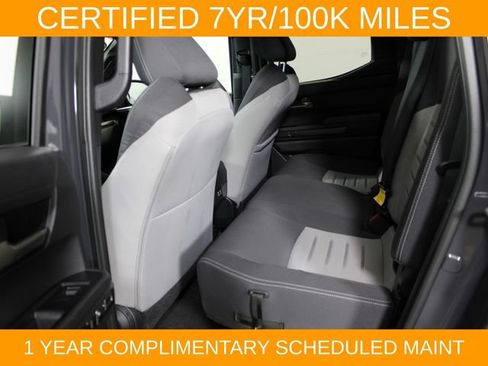 Used 2025 Toyota Tacoma TRD Sport AWD/4WD image 14