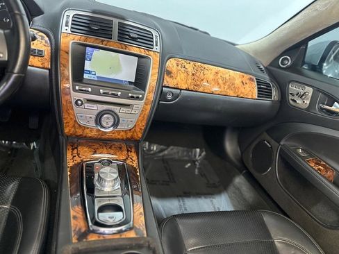 Used 2010 Jaguar XK Coupe image 16