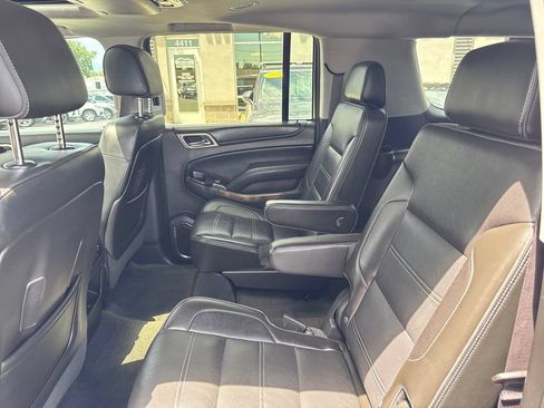 Used 2016 GMC Yukon XL Denali w/ Open Road Package AWD/4WD image 24