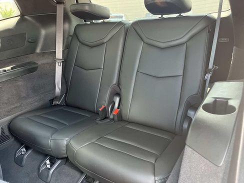 Certified 2024 Cadillac XT6 Sport w/ LPO, Floor Liner Package AWD/4WD image 19