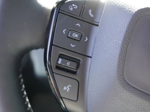 Used 2024 Toyota Prius XLE image 30