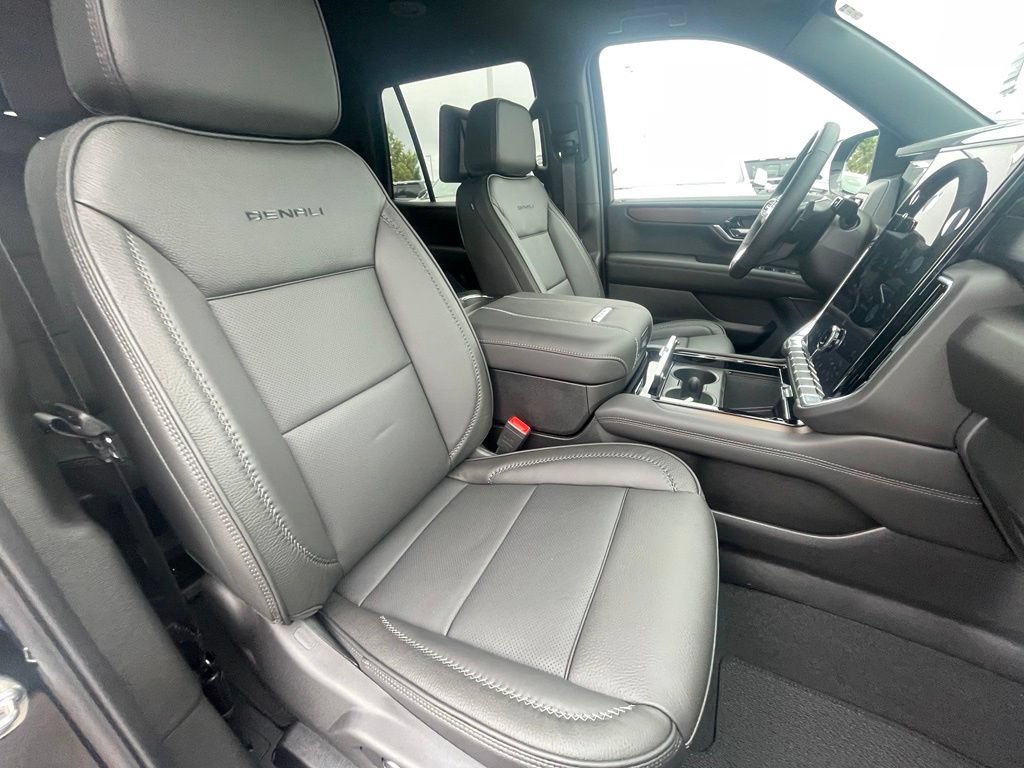 New 2026 GMC Yukon Denali w/ Advanced Technology Package AWD/4WD image 27