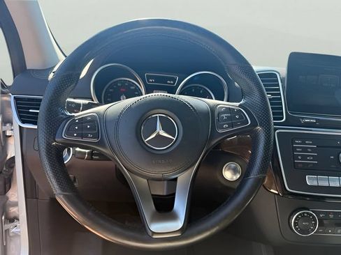 Used 2017 Mercedes-Benz GLS 450 4MATIC image 20