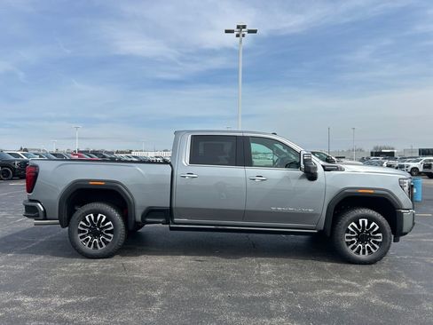 New 2026 GMC Sierra 2500 Denali Ultimate image 10