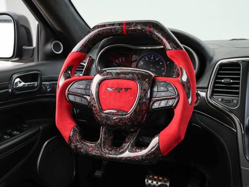 Used 2017 Jeep Grand Cherokee SRT AWD/4WD image 33