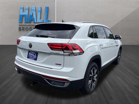 Certified 2022 Volkswagen Atlas Cross Sport SE AWD/4WD image 6
