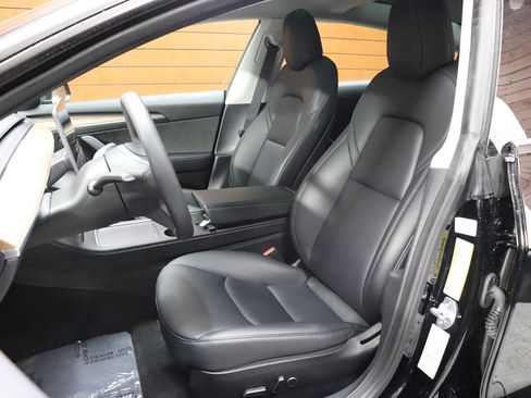 Used 2023 Tesla Model 3 Performance image 26