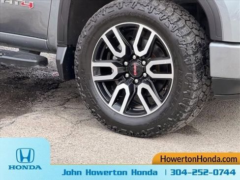Used 2020 GMC Sierra 1500 AT4 w/ AT4 Premium Package AWD/4WD image 31