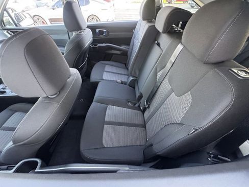 New 2026 Kia Sorento LX FWD image 19