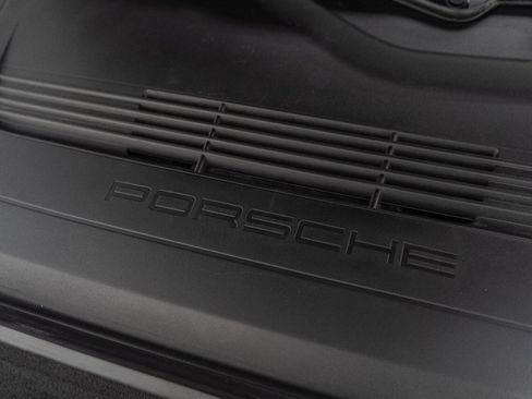 Used 2019 Porsche 911 Turbo S AWD/4WD image 79