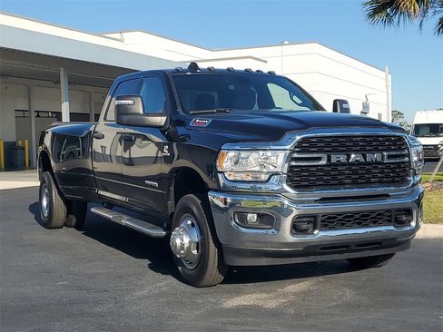Used 2024 RAM 3500 Big Horn image 25