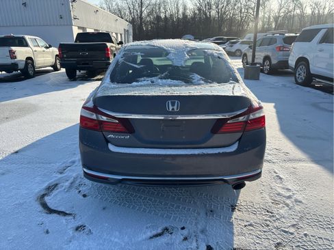 Used 2017 Honda Accord LX image 6