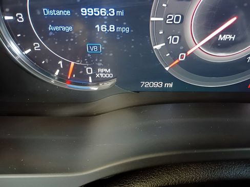 Used 2016 Cadillac Escalade Luxury AWD/4WD image 5