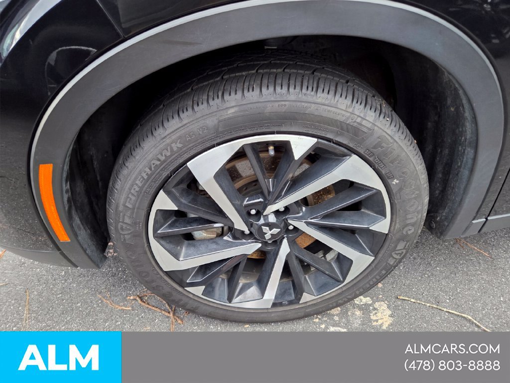 Used 2024 Mitsubishi Outlander SE FWD image 2