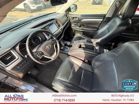 Used 2018 Toyota Highlander XLE FWD image 20