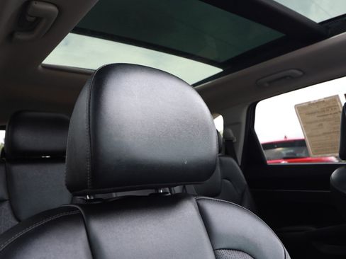 Used 2023 Kia Sorento S w/ Panoramic Sunroof Package FWD image 32
