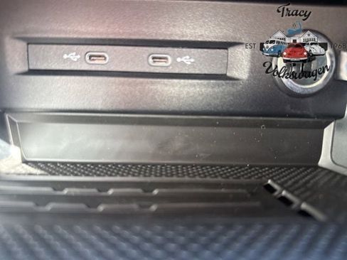 New 2025 Volkswagen Taos SE image 13