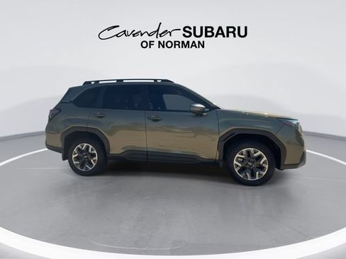 Used 2026 Subaru Forester Premium AWD/4WD image 9