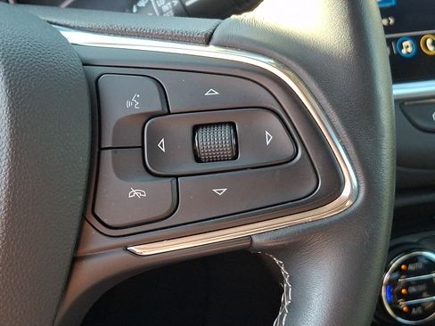 Used 2023 Buick Encore GX Select w/ Sport Touring Package FWD image 22