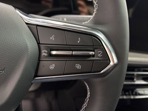 New 2026 Chevrolet Traverse LT w/ Midnight/Sport Edition image 25