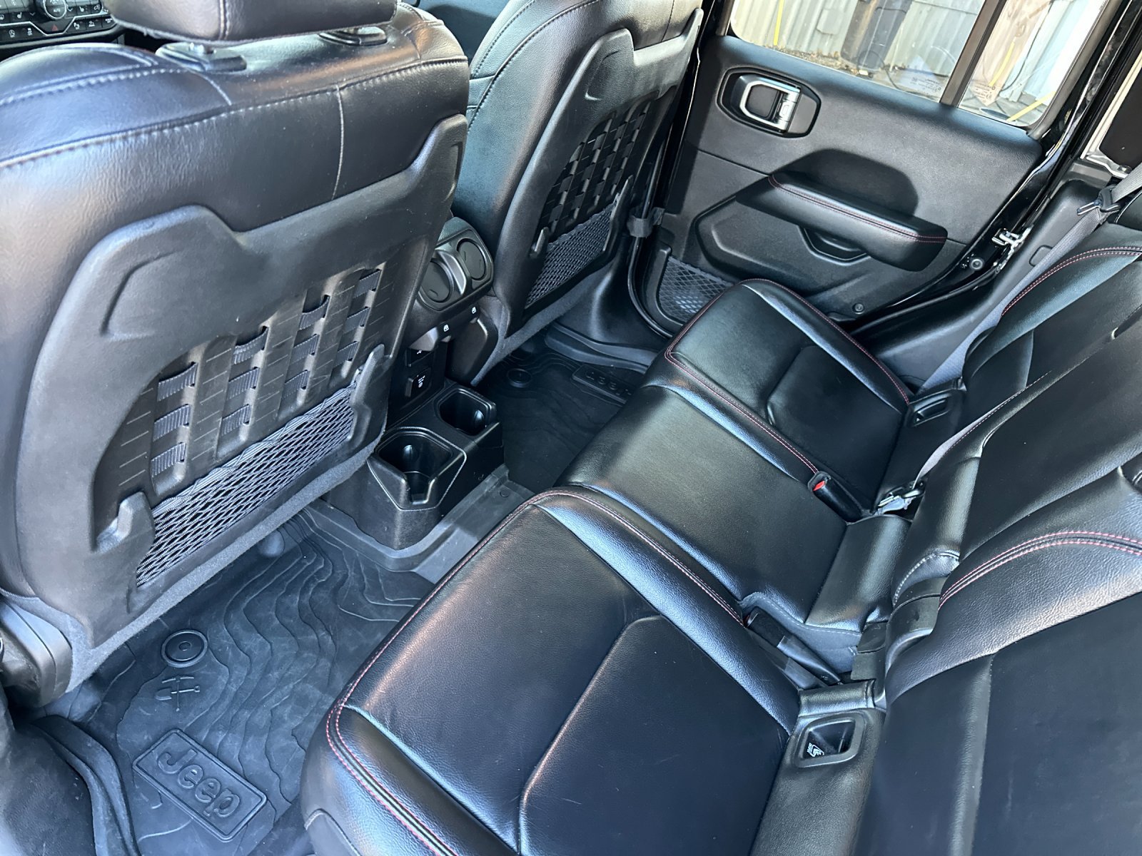 Used 2020 Jeep Gladiator Rubicon AWD/4WD image 11